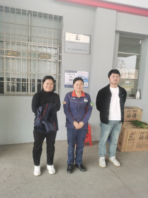 1760517376125291.png 4c2982f1-6e59-4e36-a799-7fc11105ef88.png